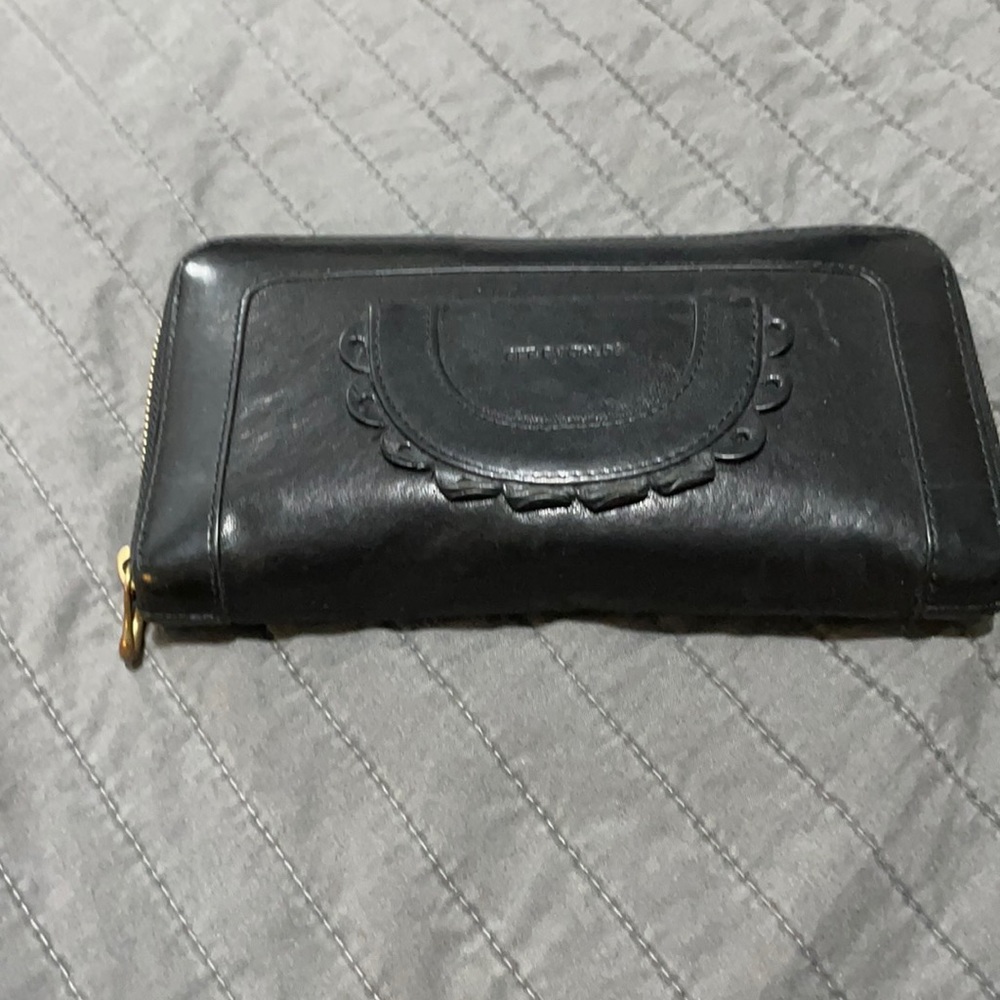 Woman’s wallet